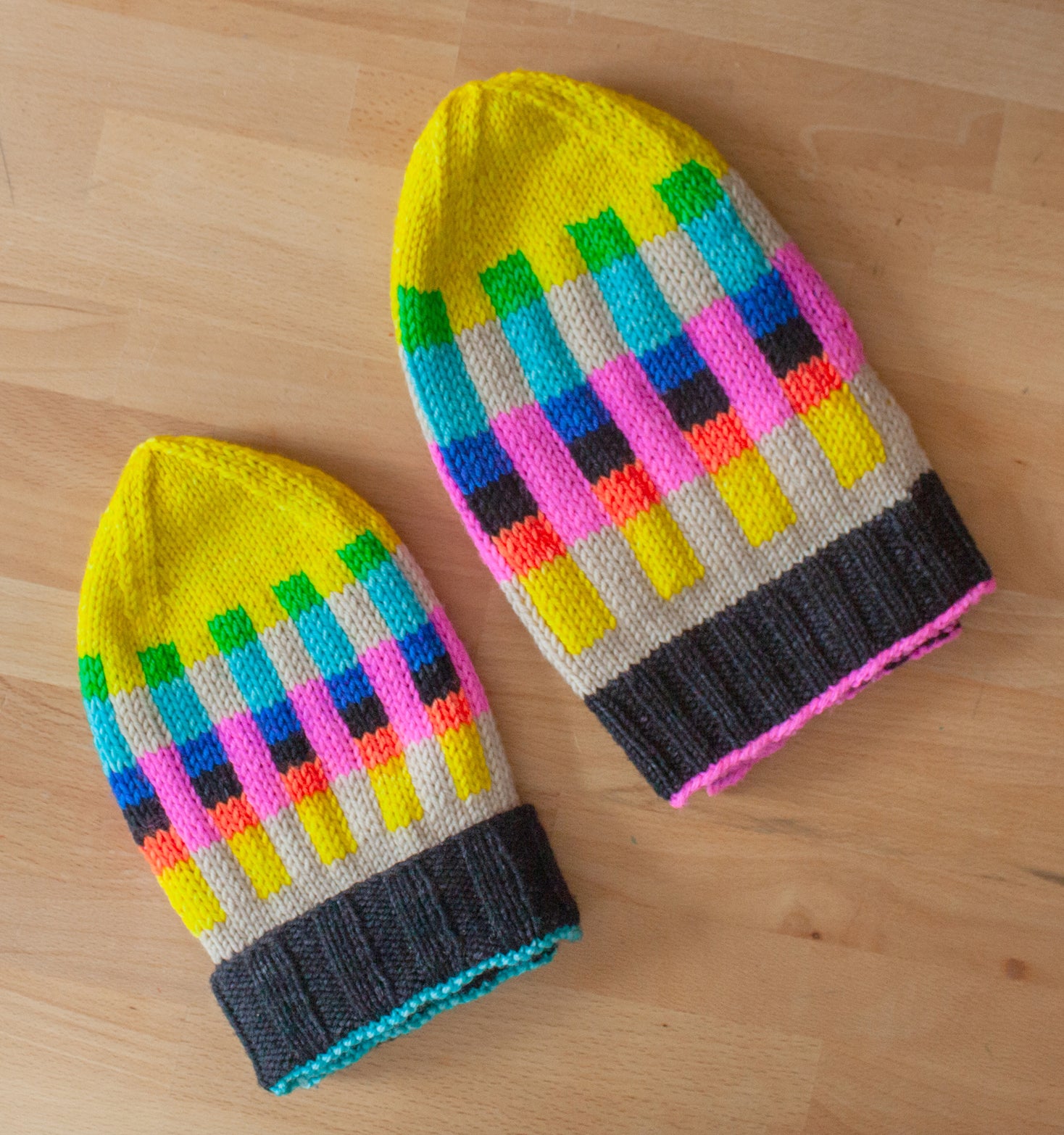 Colourbar Hat yarn kit  •  3x 50g Rad DK half skeins & 5x 20g minis
